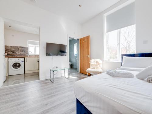 Cheetham Hill Apartment | Pass the Keys Modern 1 bedroom apartment in Manchester