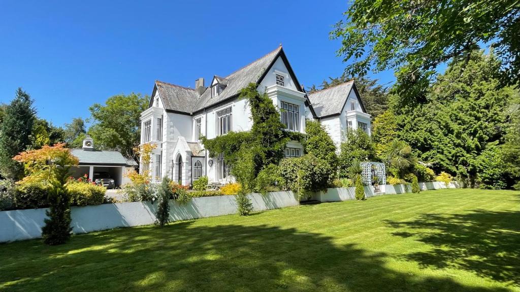 Par Apartment | Penarwyn House