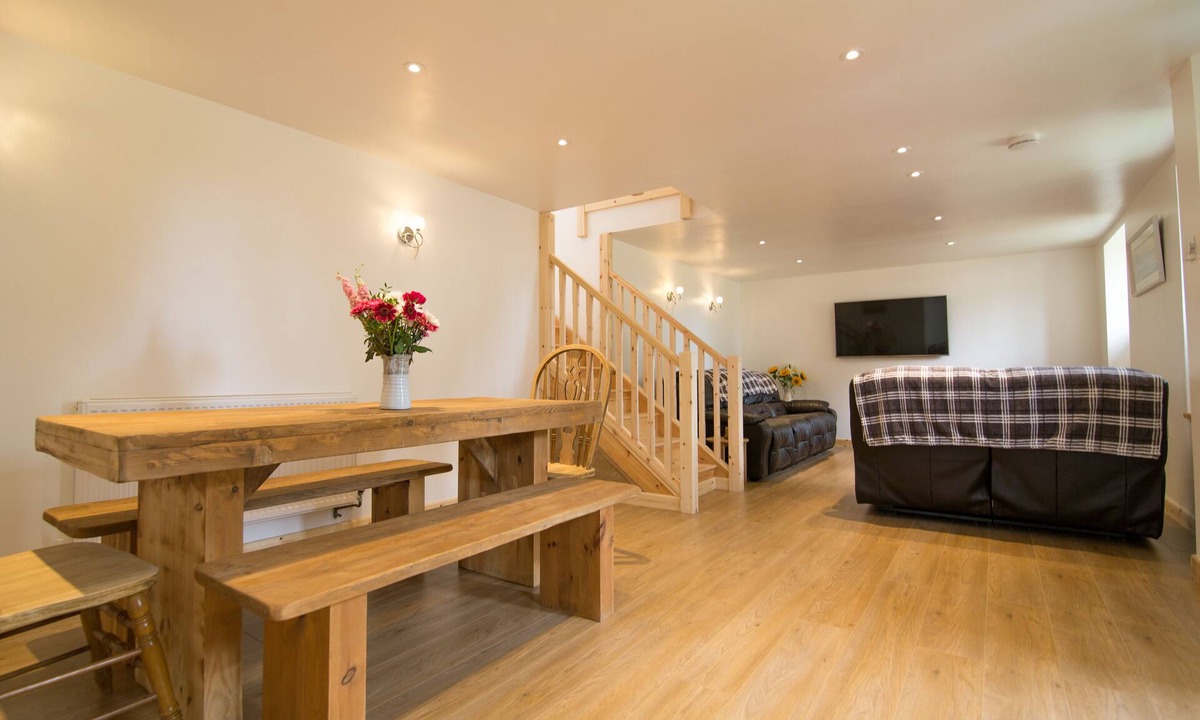 St Teath Cottage | Piglets, modern barn conversion .Nr Tintagel, Padstow, Bude & beach.