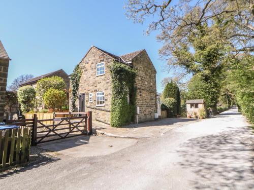 Hathersage House | Pine Cottage