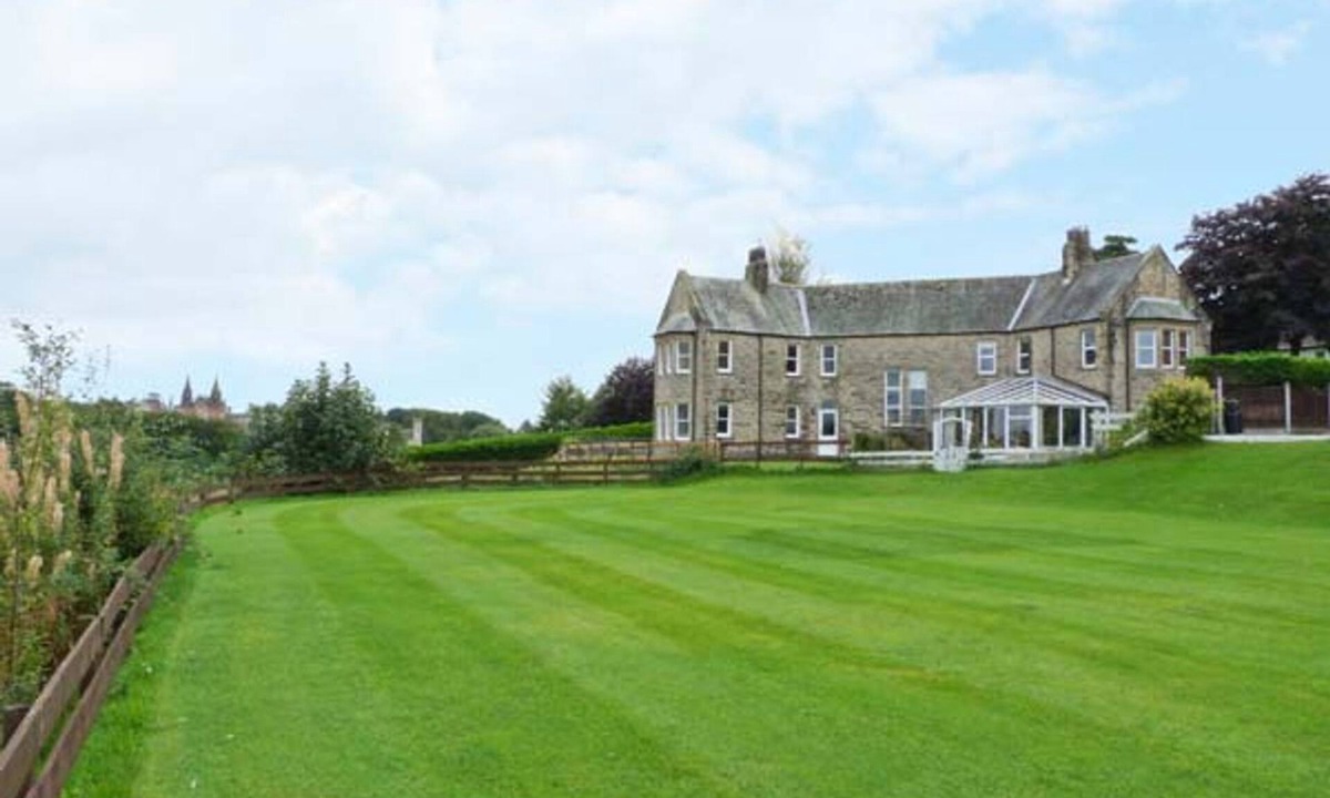 Newland Near Ulverston Cottage | Priory View