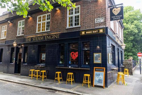 Bishop's Hostel | PubLove @ The Steam Engine,Waterloo