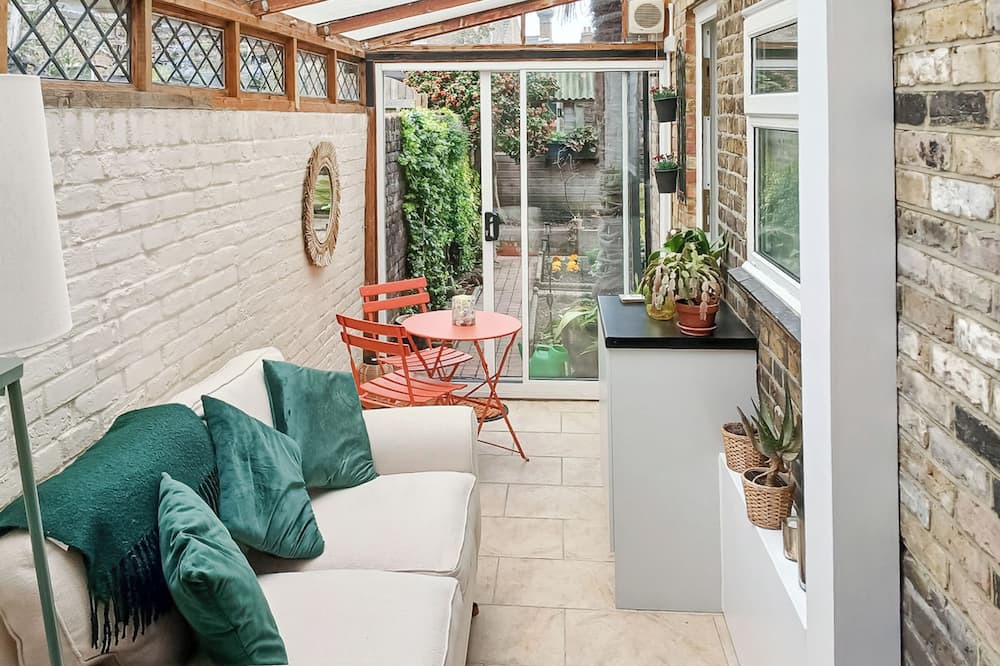 Faversham Apartment | Railmans Rest has the best that Faversham has to offer.
