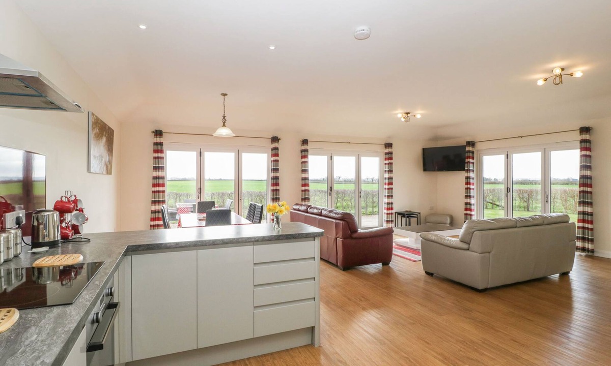 Queen Camel Cottage | Rectory Farm View
