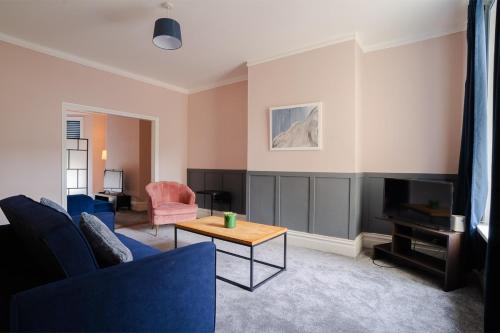 Burnley House | Relax at Raglan Burnley 3BR Home with Parking
