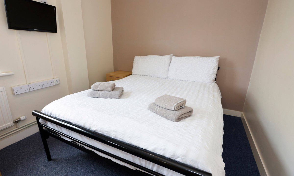 Cheltenham Apartment | Relaxing Retreat in Cheltenham