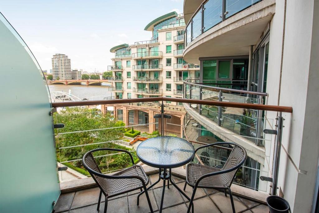 Vauxhall Apartment | River View 2 Bed