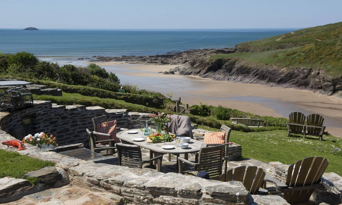 Treator Cottage | Rockside Studio is a delightful holiday accommodation located in New Polzeath
