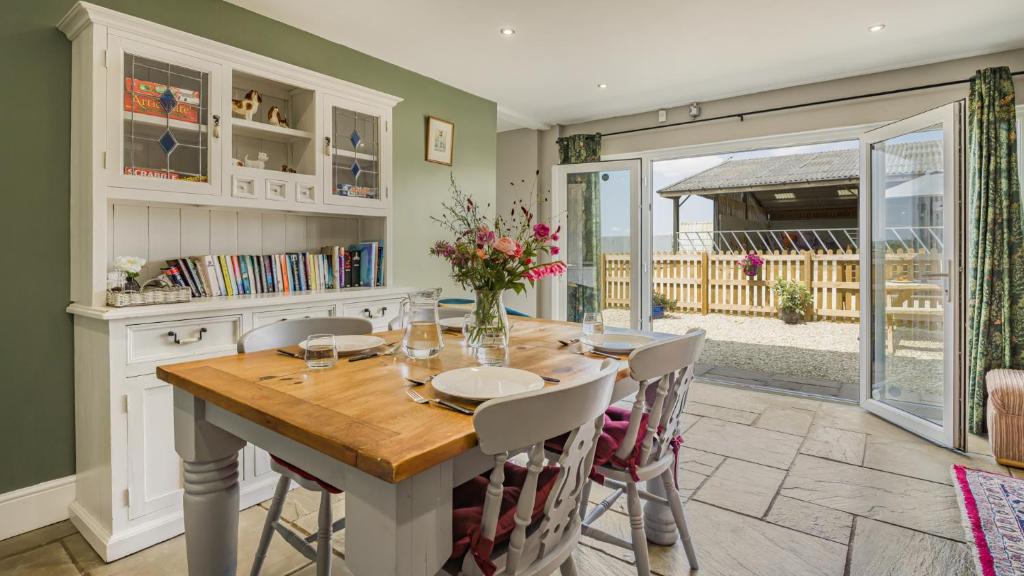 Nettleton House | Roe Barn