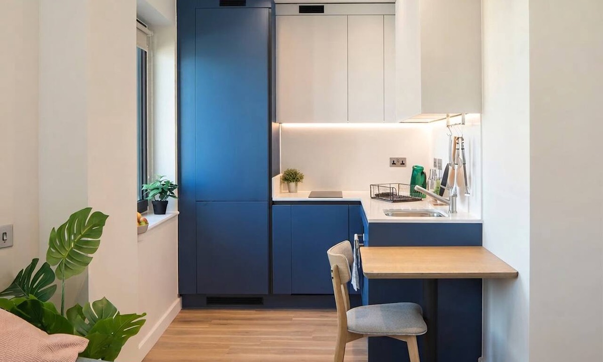 Fairfield Apartment | Roomy Studio | Workspace & Laundry Room | StayCozy