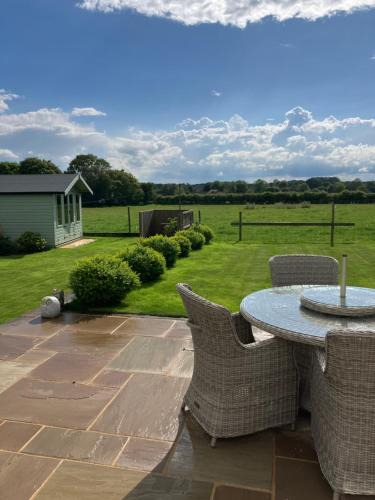 Melton Constable Bed & Breakfast | Roper Bungalow