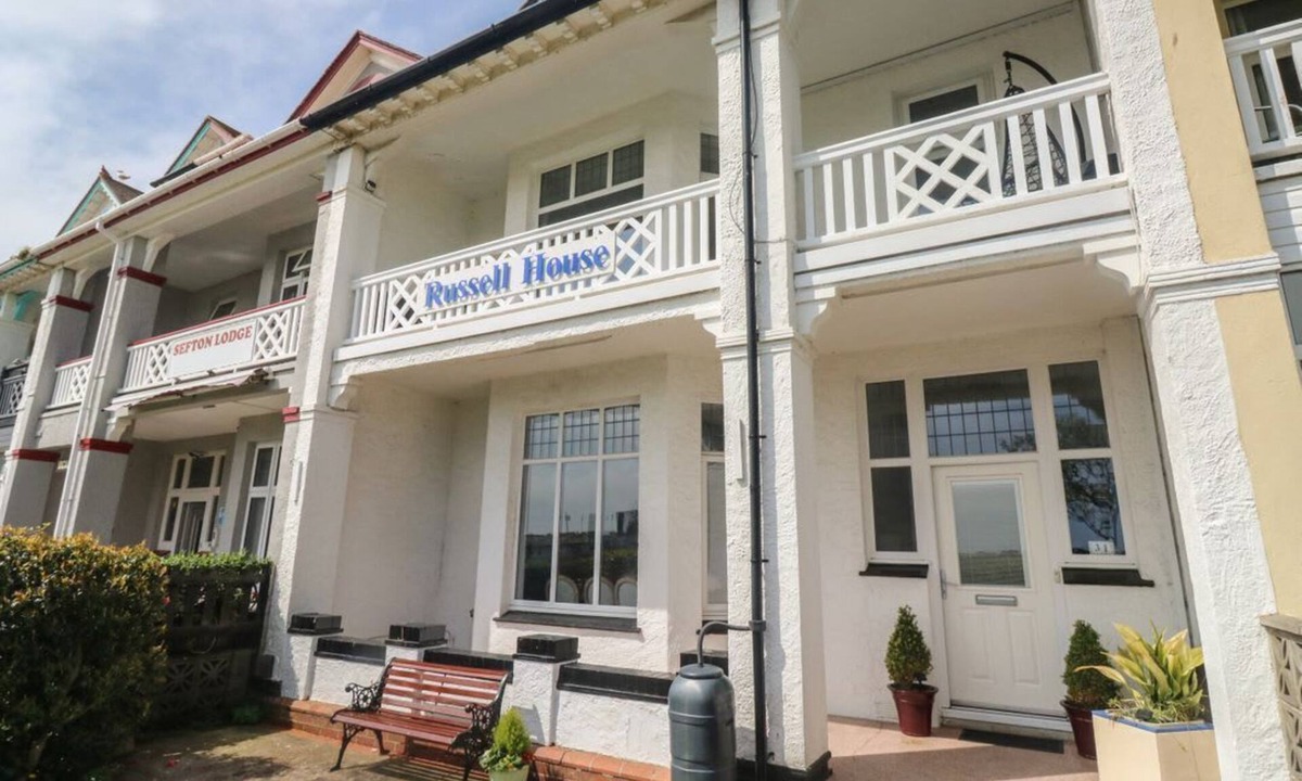 Paignton House | Russell House, Paignton