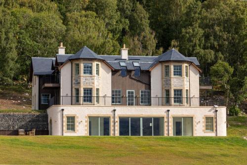 Foss House | Schiehallion House