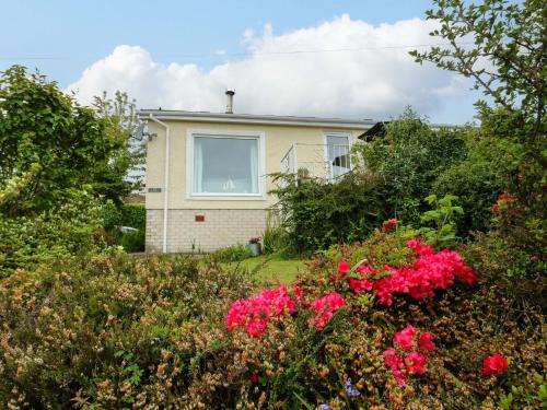 Benllech House | Sea View