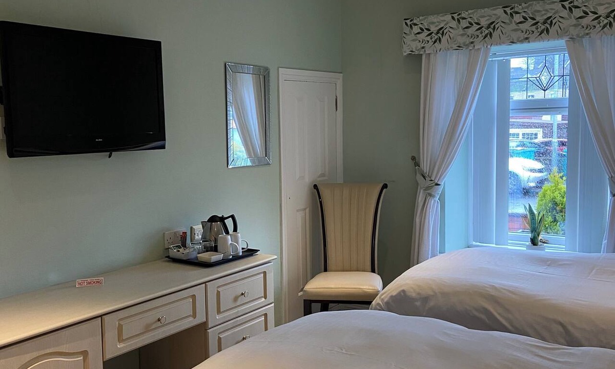 Chapelhall Bed & Breakfast | Shawlee Cottage