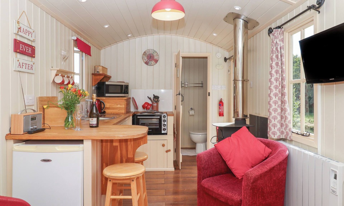 Crediton Cottage | Shepherds Bliss