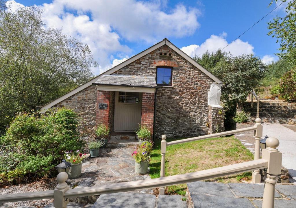 Hartland House | Shipload Cottage