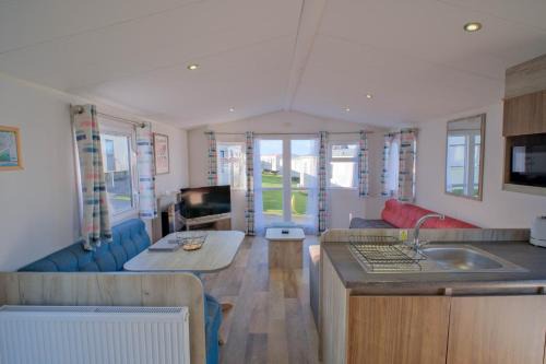 Westleigh Resort | Sirocco Caravan