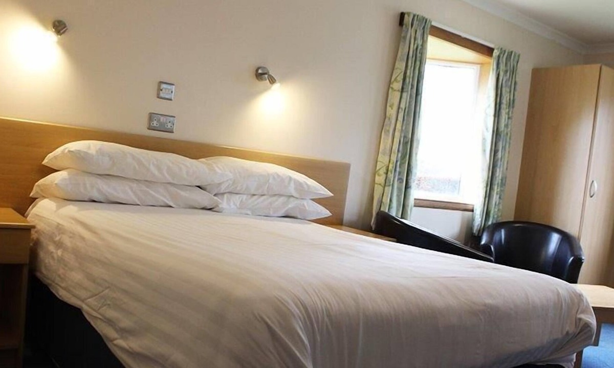 Balbeggie Hotel | Sky Lodge Hotel Perth