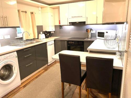 Achachork House | Skye View Cottage