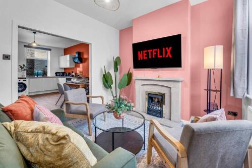 Burnley House | Sleeps 4 Burnley Professionals Contractors Wifi Parking