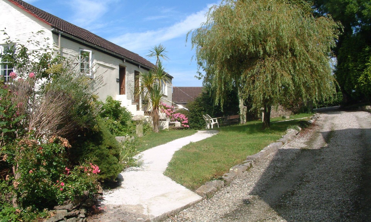 Looe Cottage | Smithy Cottage 17th century converted barn