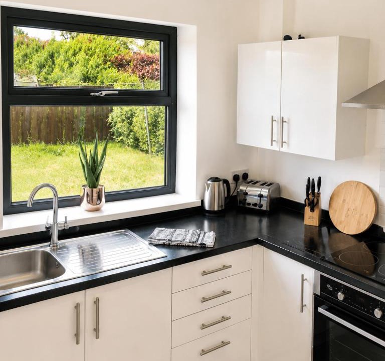Coxhoe Apartment | Spacious 3 bed, 2 min from A1