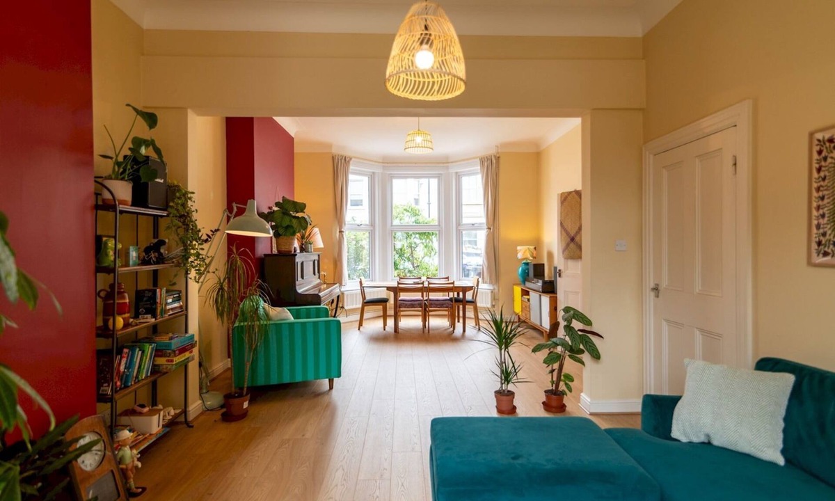 Cliftonville House | Spacious 4-Bed Seaside Retreat w/Garden | Pass The Keys