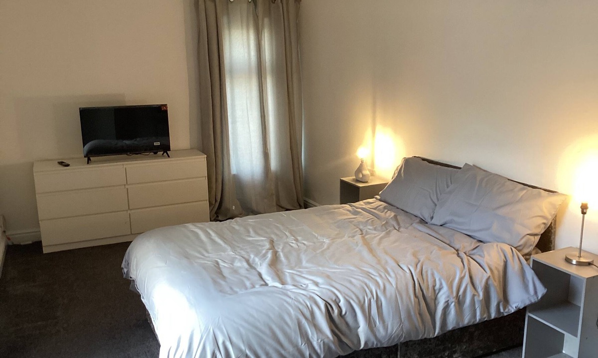 Preston House | Spacious home in quiet area