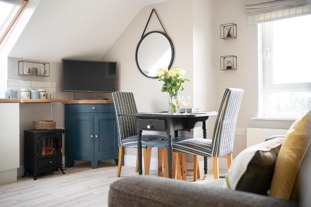 Maghera House | Sperrin View Suite - Luxury space with Budget Friendly pricing