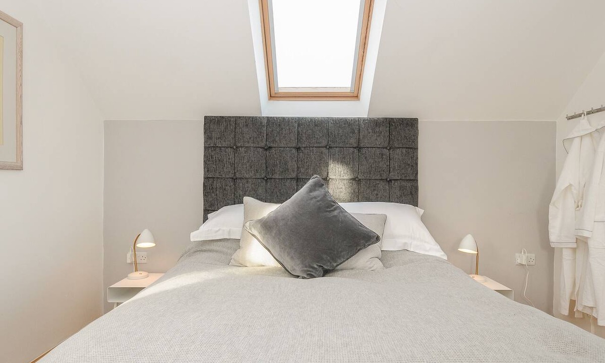Carnon Downs Cottage | Spires