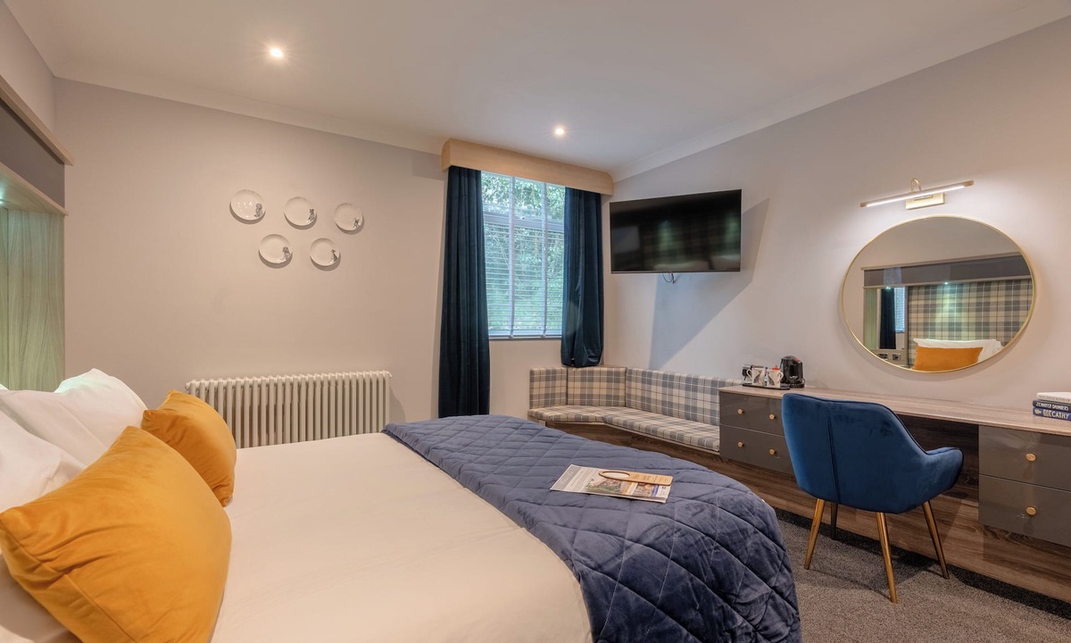Darwen Hotel | Springbank Manor