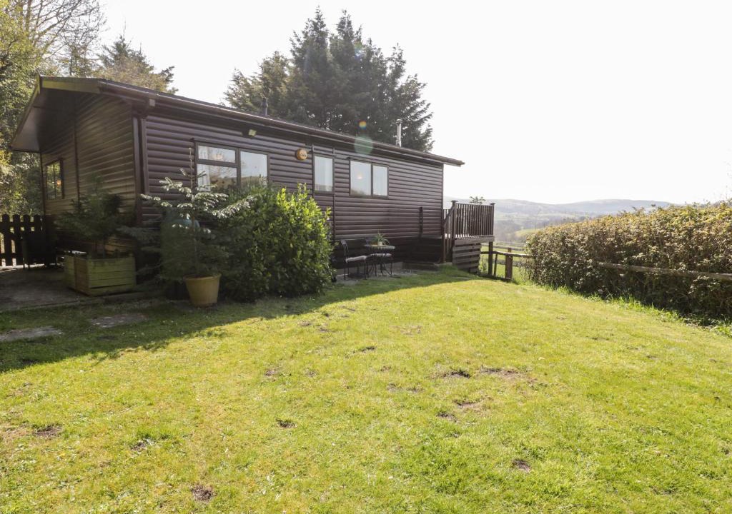 Rhyd-y-foel House | Springtime Lodge