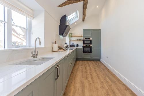 Malpas House | Stretton Lower hall