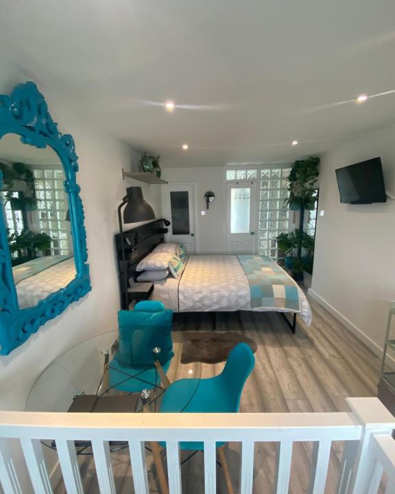 Westbury on Trym Apartment | Studio Tavros