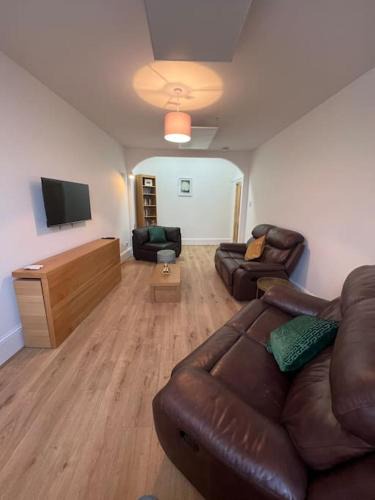 Peterhead Apartment | Substantial 5 Bed Townhouse