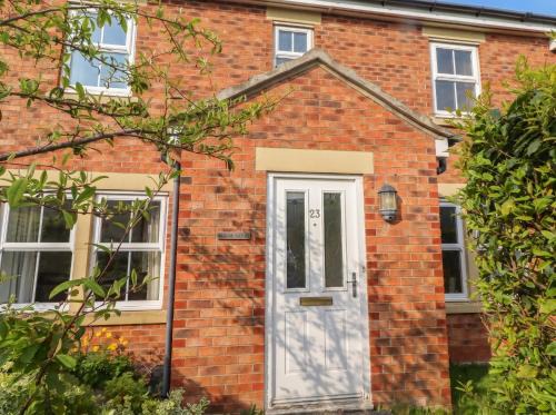 Longhoughton House | Sugar Sands