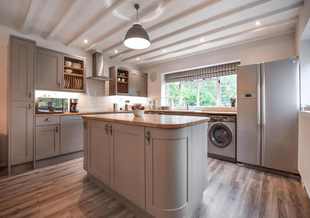 Banbury House | Suncroft