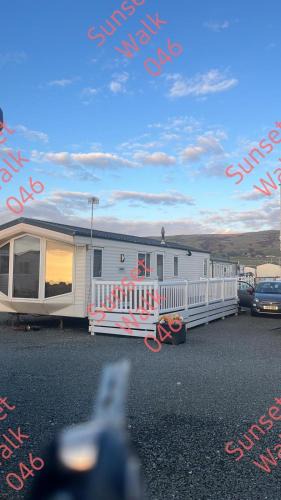Talybont Resort | Sunset Walk 046