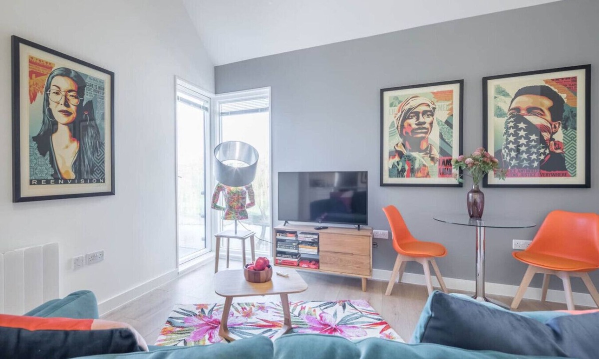 Cambridge City Centre Apartment | Superb Central Apt - With Parking!