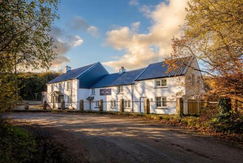 Looe House | Talland Cottage