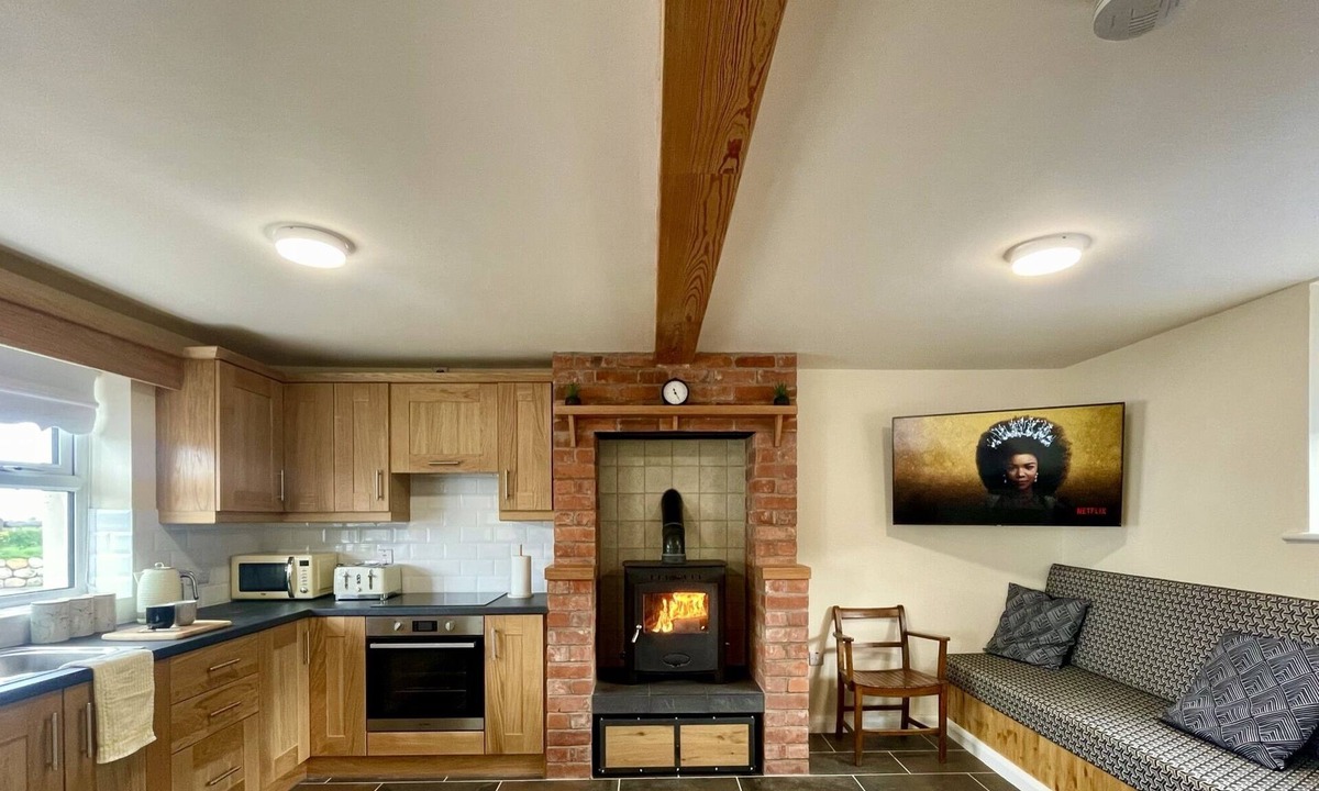Dungiven House | Tergoland Barn, a Rustic Countryside Retreat