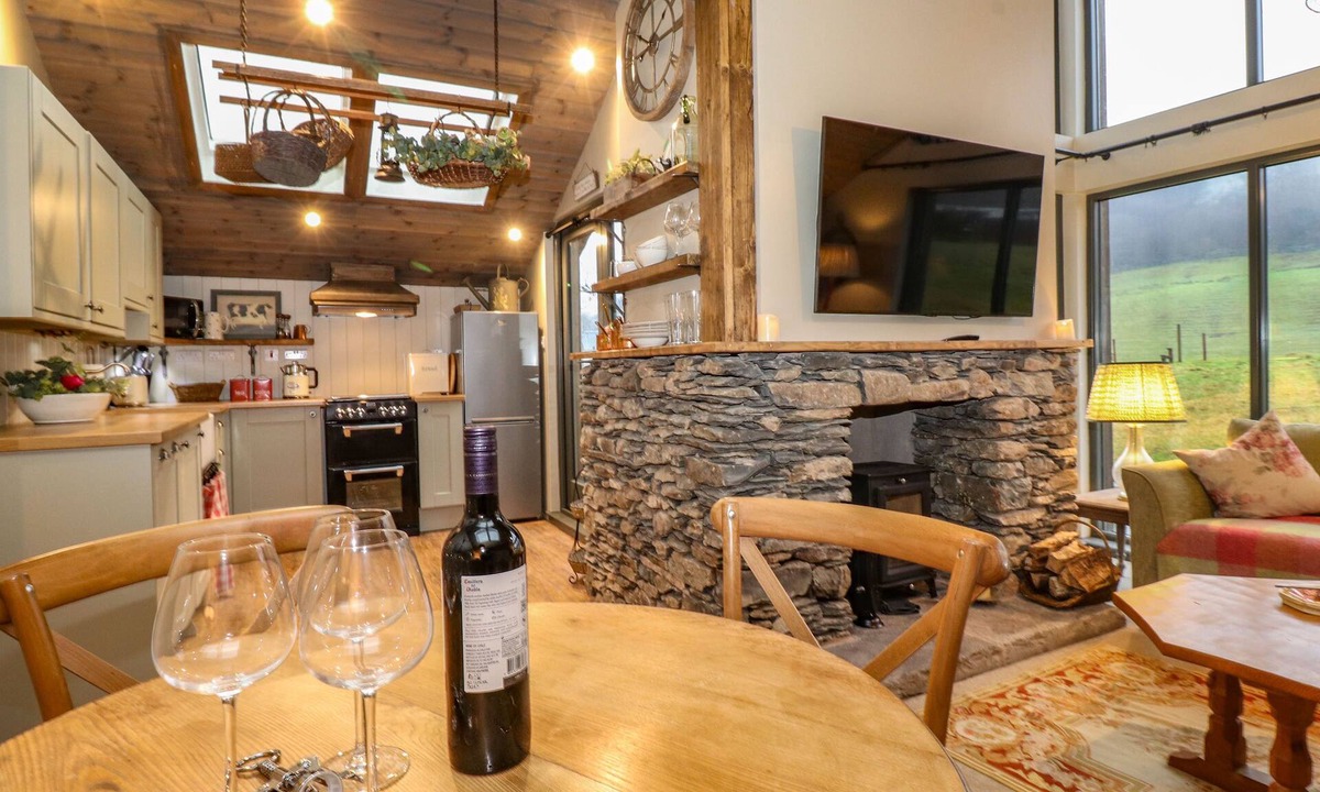 Kendal Cottage | The Badger's Shack