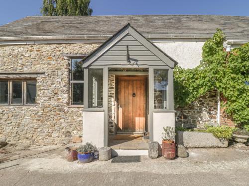 Buckerell House | The Barn