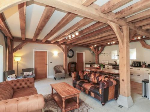 Scawton House | The Barn