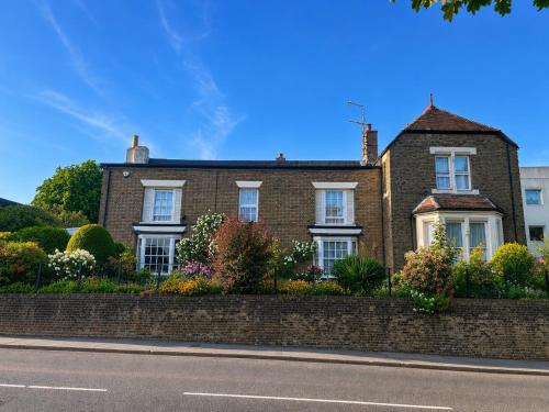 Sittingbourne Bed & Breakfast | The Beaumont
