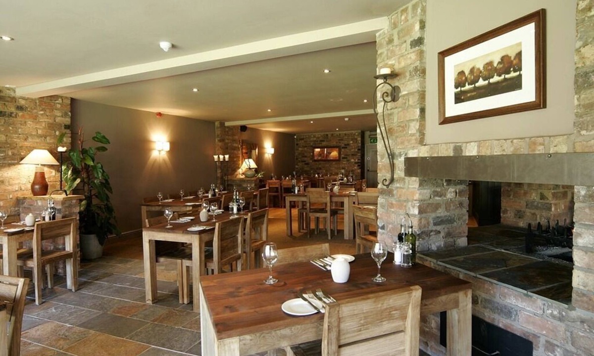 Eckington House | The Bell