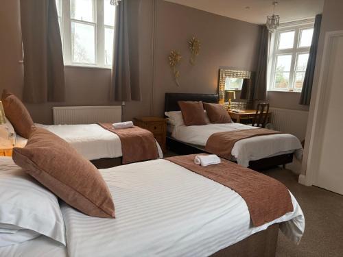 Berkeley Hotel | The Berkeley Arms Hotel