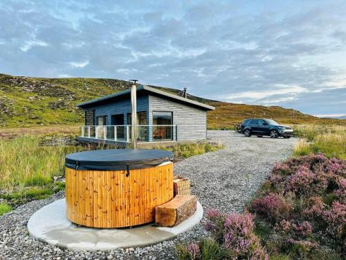 Tomich House | The Boathouse