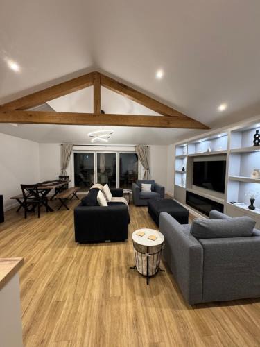 Weston-super-Mare Apartment | The Brambles bungalow